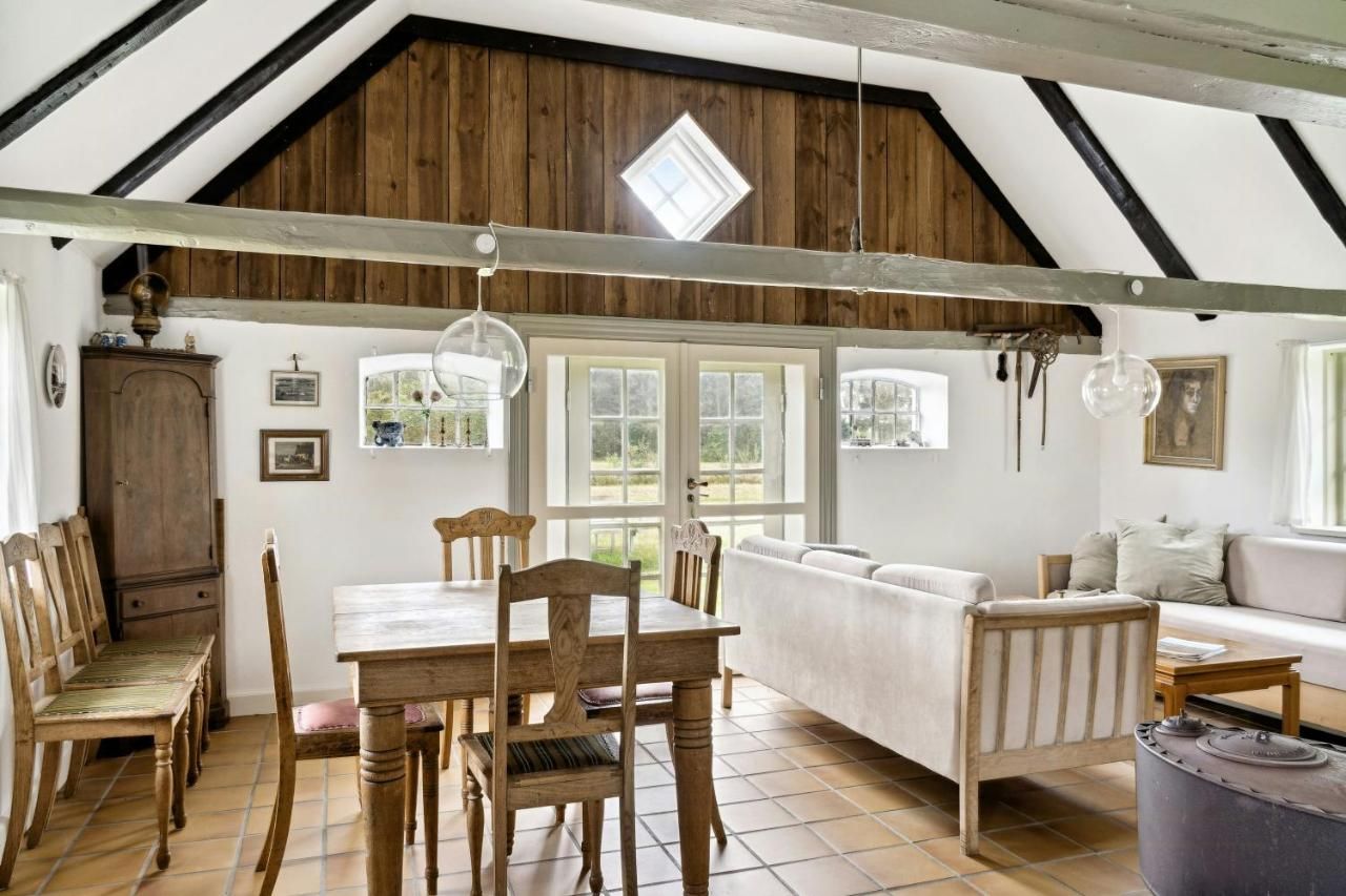 Renovated Stable With Seaweed Roof On Læsø – Laeso