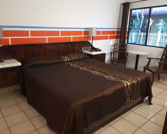 Motel Jabaloyas - Tijuana - Bedroom