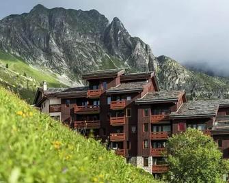 Residence Les Chalets des Arolles - maeva Home - Studio 4 People - Budget - Aime-la-Plagne - مبنى