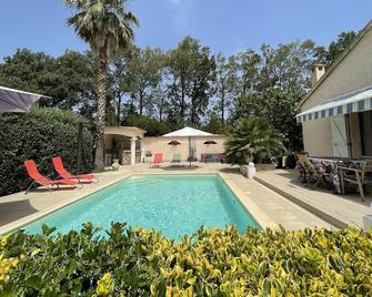 Your Vacation Under The Corsican Sun By The Heated Swimming Pool - Borgo - Piscine