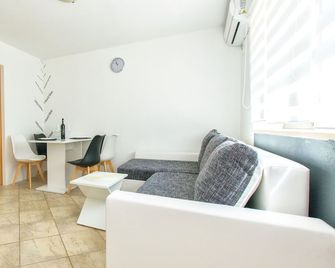 Apartment Centar - Postira - Σαλόνι