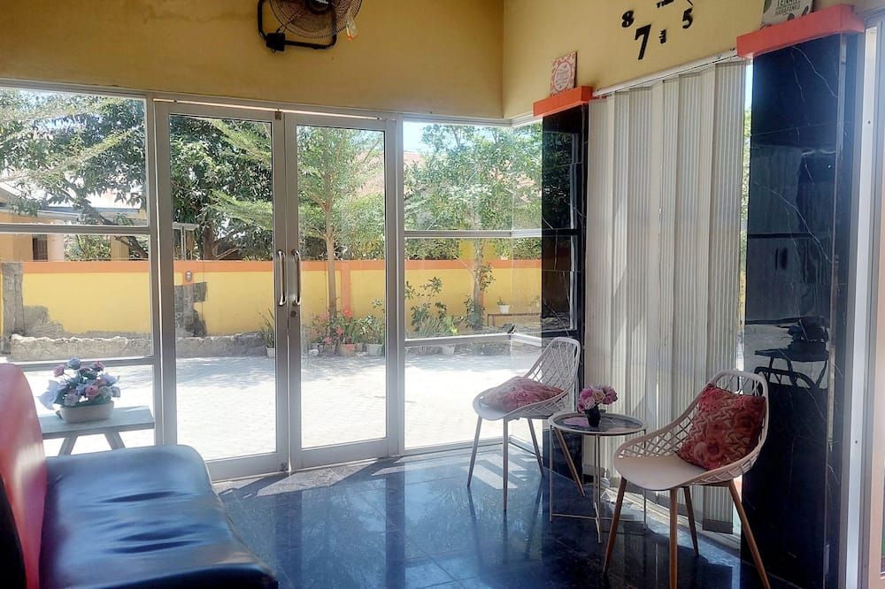 Sasando Residence Kupang - Kupang - Rezeption