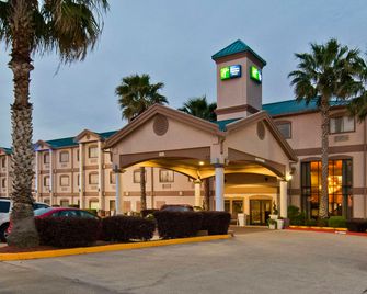 Holiday Inn Express & Suites Lake Charles By IHG - Lake Charles - Gebouw