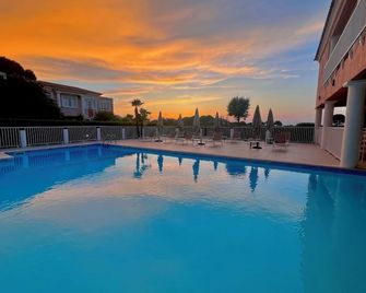 Hôtel Thalassa - Saint-Florent - Bazén