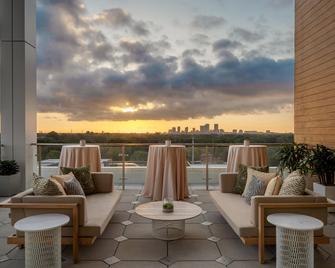 Aloft Tampa Midtown - Tampa - Balcony