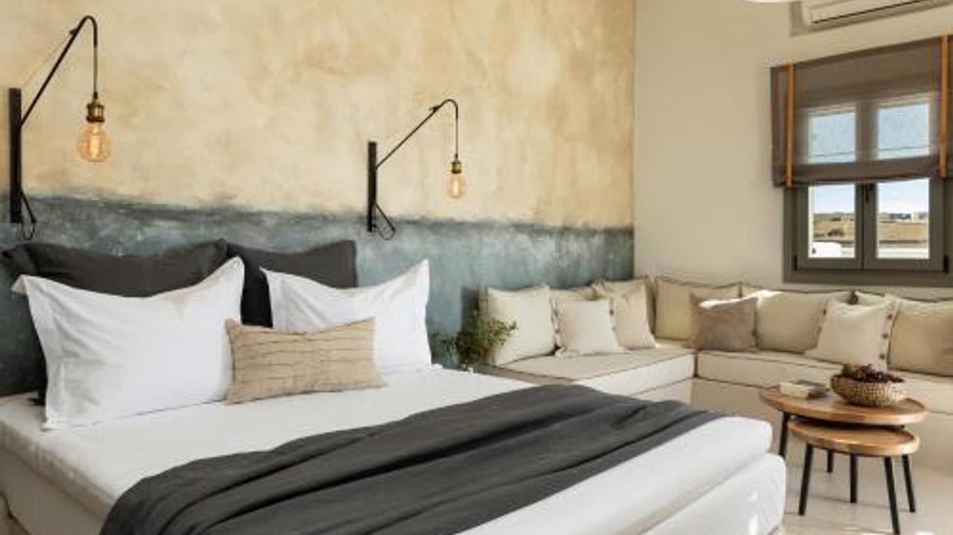 Chora Kythnos Suites adults only