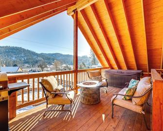 Private Hot Tub and Mtn Views Garden Valley Apt! - Garden Valley - Balcony