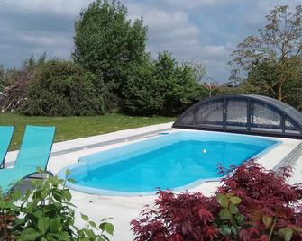 Lovely Gite With private luxury Heated Swimming Pool In The Loire Valley. - Ciran - Piscina