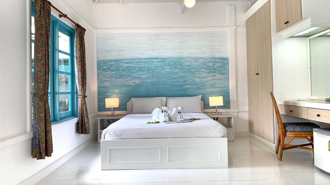 Sand Sea Beach Resort