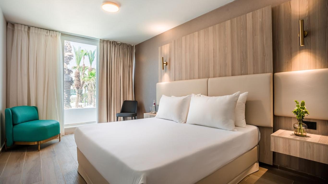 מלון אסטרל פאלמה