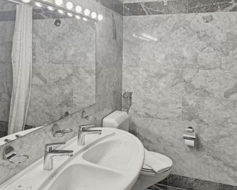 Amazing 2 Bedroom Flat: Specious And Cen - Zurigo