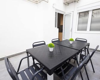 Florit Flats - The Patraix Apartments - Valencia - Patio
