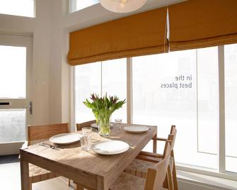 Contemporary apartment near the beach - The Hague - Dining room