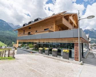 Bach Boutique Hotel - Sappada - Gebäude