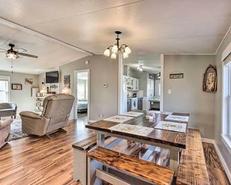 Pet-Friendly Flemington Home w/ Lake Access! - Flemington - Salle à manger