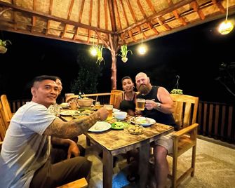 Artomoro Bali - Banjar