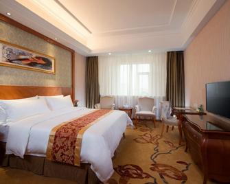 Vienna Hotel Guangzhou Airport - Guangzhou - Bedroom