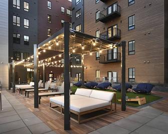 Vista Suite 2bd 2ba Hot Tub And Downtown - Boise - Patio
