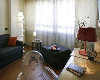 Hotel K2 Bellaria - Bellaria-Igea Marina - Ruang tamu