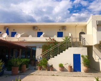 Flisvos - Sitia - Building