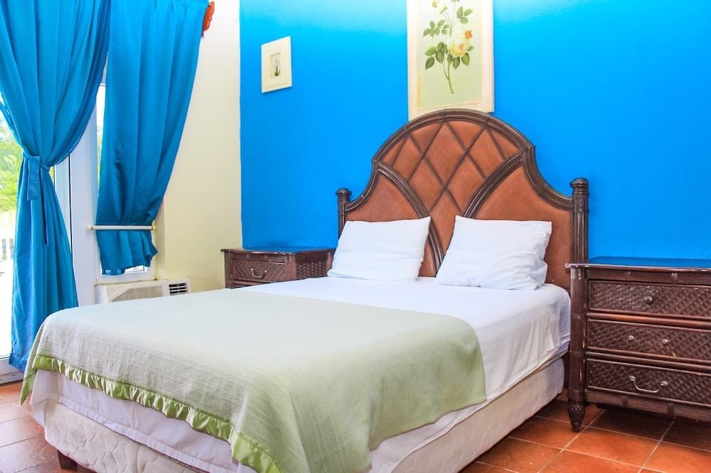 West End Dive Resort - Coxen Hole - Sovrum