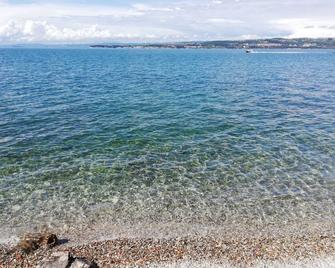 Vila Flori - House with garden 5 minutes walk to the Adriatic sea - Koper - Beach