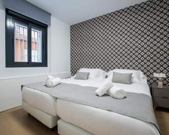 Ibericabeds Granada - גרנדה - חדר שינה