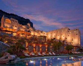 Monastero Santa Rosa Hotel & Spa - Conca Dei Marini - Будівля