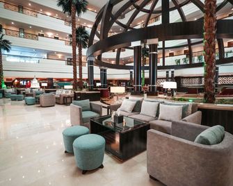 Mövenpick Grand Al Bustan Dubai - Dubai - Restaurant