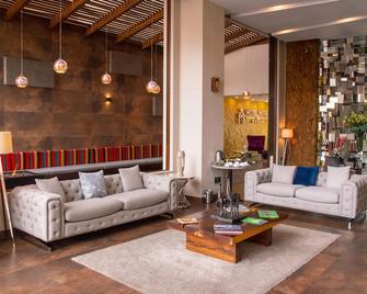 Hotel Mitru Sur - לה פאז - טרקלין