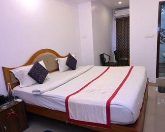 Hotel Kailash Heaven - Madikeri