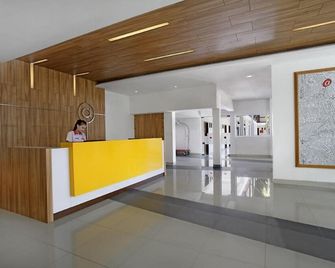 Amaris Hotel Cirebon - Cirebon - Recepción