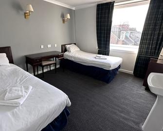 The Bruce Hotel - Newton Stewart - Bedroom