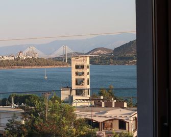 Elia Luxury Residence - Chalkida - Balkon