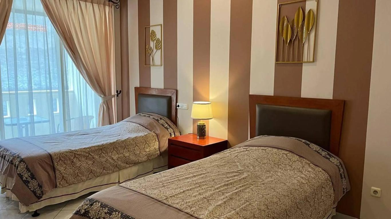 هوتل 81 سيليجي (إس جي كلين)