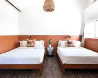 Mellow Moon Lodge - Del Norte - Bedroom