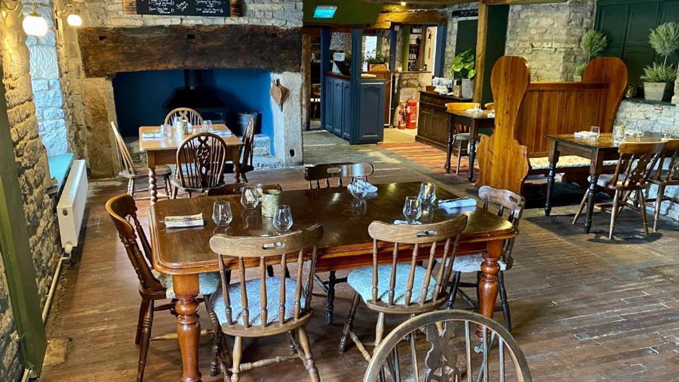 The Lion at West Pennard