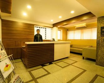 Hotel Mangalore International - Mangalore - Front desk