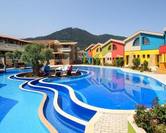 Alexandra Golden Boutique - Thasos Town - Piscina