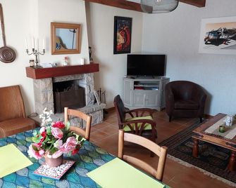 Cottage 4 people in peace, in Finistère - Châteaulin - Comedor