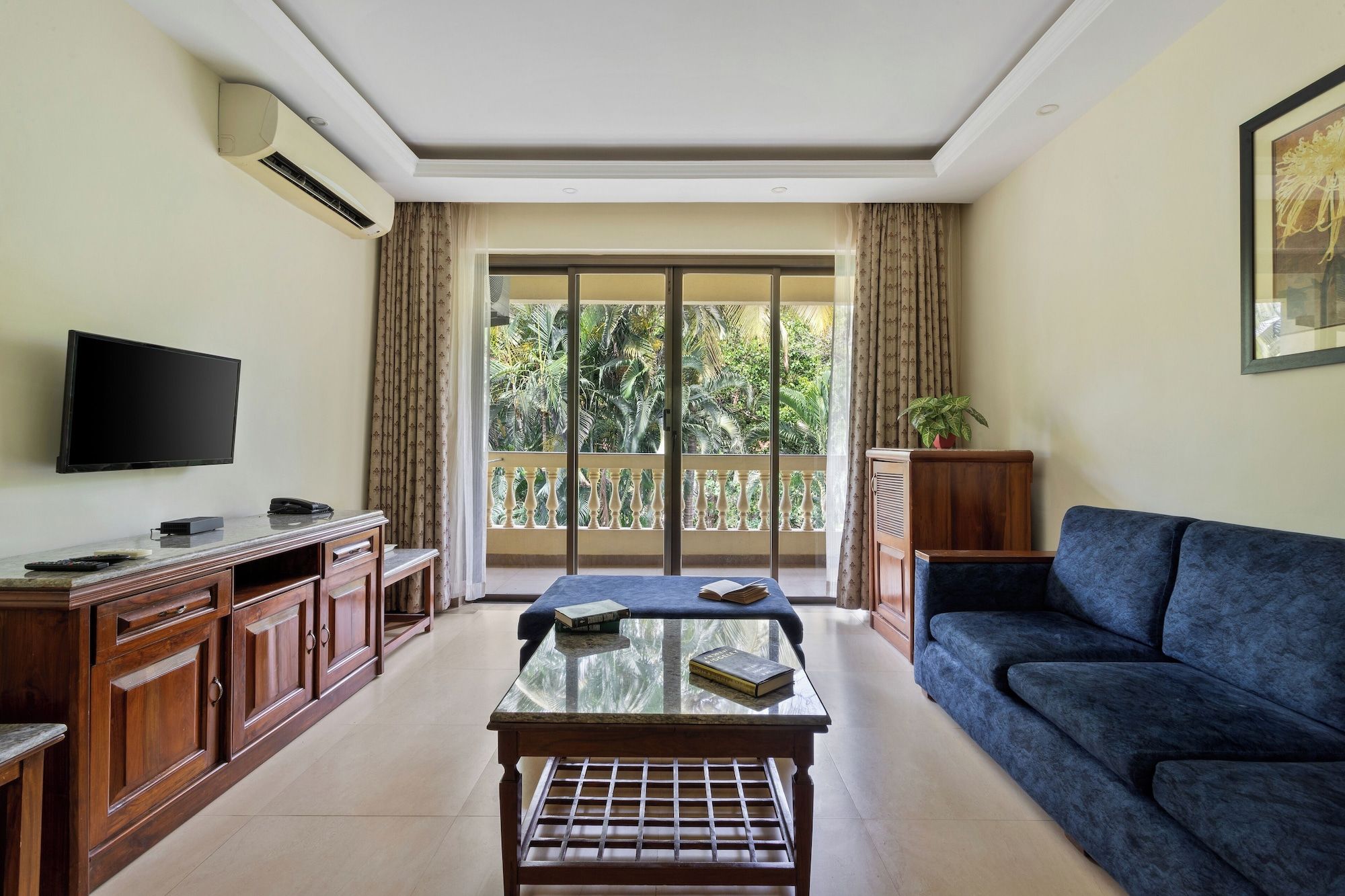 De Mandarin Beach Resort Suites & Villas - Candolim
