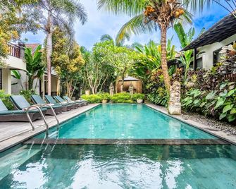 Meruhdani Boutique Hotel Ubud - Ubud - Pool
