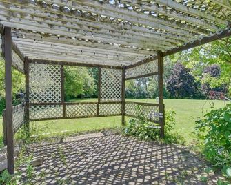 6 Shared Acres, Pool Table Barrington Hi - Barrington - Patio