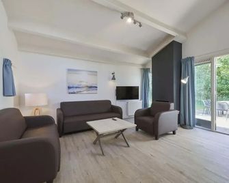Villa in Kijkduin Near North Sea Beach - La Haya - Sala de estar