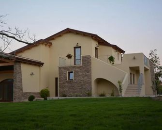 Agriturismo Frantoio Mafrica - Limbadi - Building