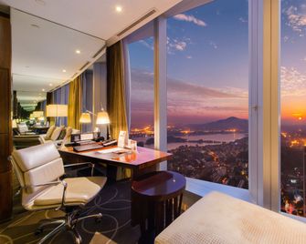 Intercontinental Hotels Nanjing By IHG - Nankin - Yatak Odası