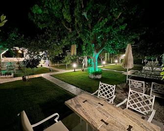Alican Pension - Cirali - Patio