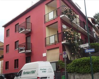 Hotel Renato - Sesto San Giovanni - Edificio