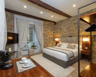 Donati Luxury Tower Suites - Florença - Quarto