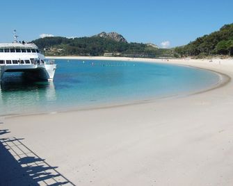 Ipanema Hotel by gaiarooms - Vigo - Beach